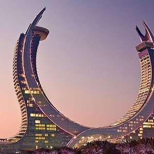 North Qatar Art and Al Zubarah Fort Tour from Doha