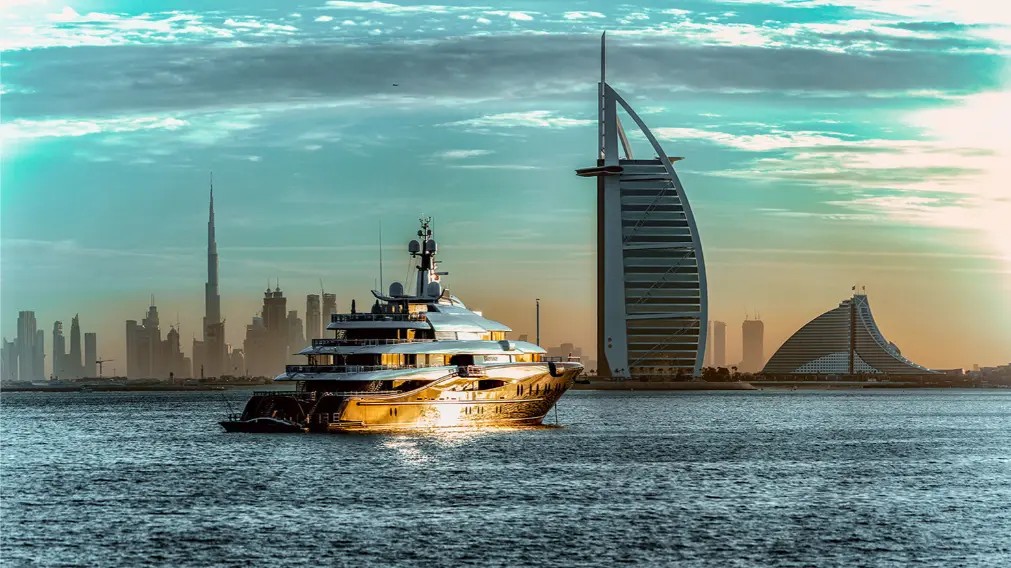 Majesty 50ft Yacht Charter Dubai